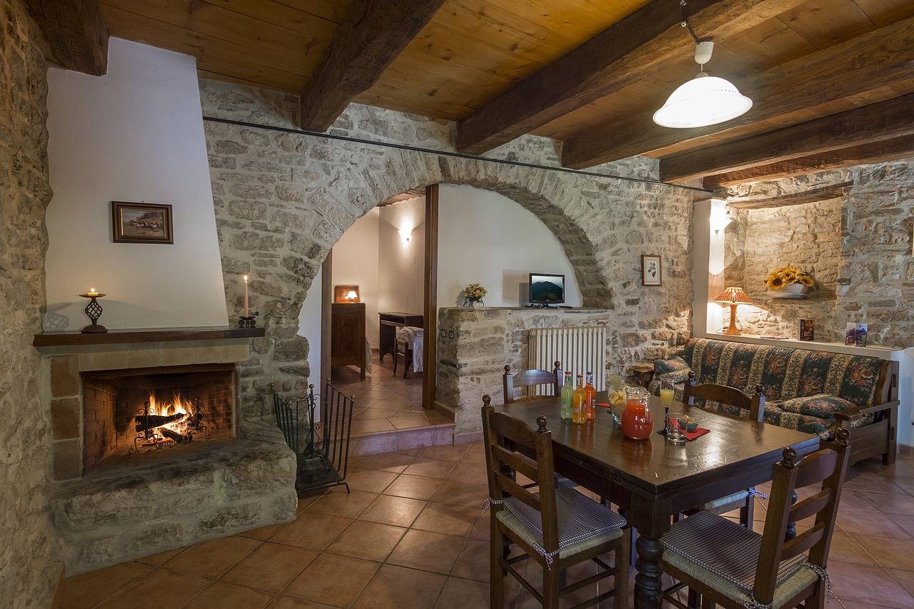 Expert Chimney and Fireplace Services in Pacific Palisades, California